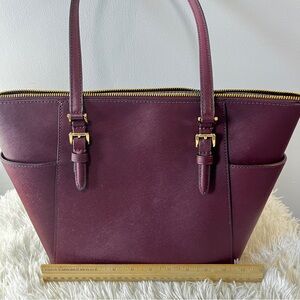 Michael Kors Charlotte Large Saffiano Leather Top-Zip Tote Bag